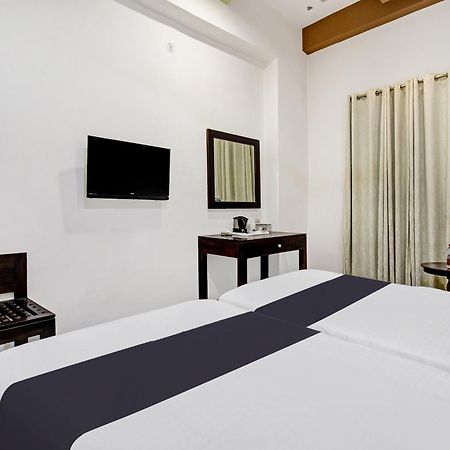 Townhouse Oak 46940 Hotel Vrindavan Sultanpur  Luaran gambar