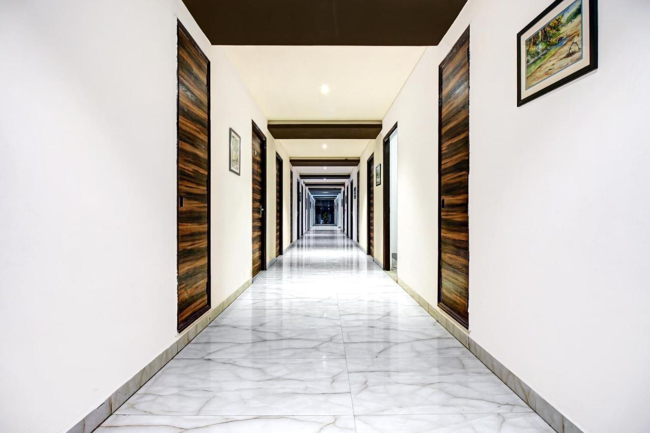 Townhouse Oak 46940 Hotel Vrindavan Sultanpur  Luaran gambar