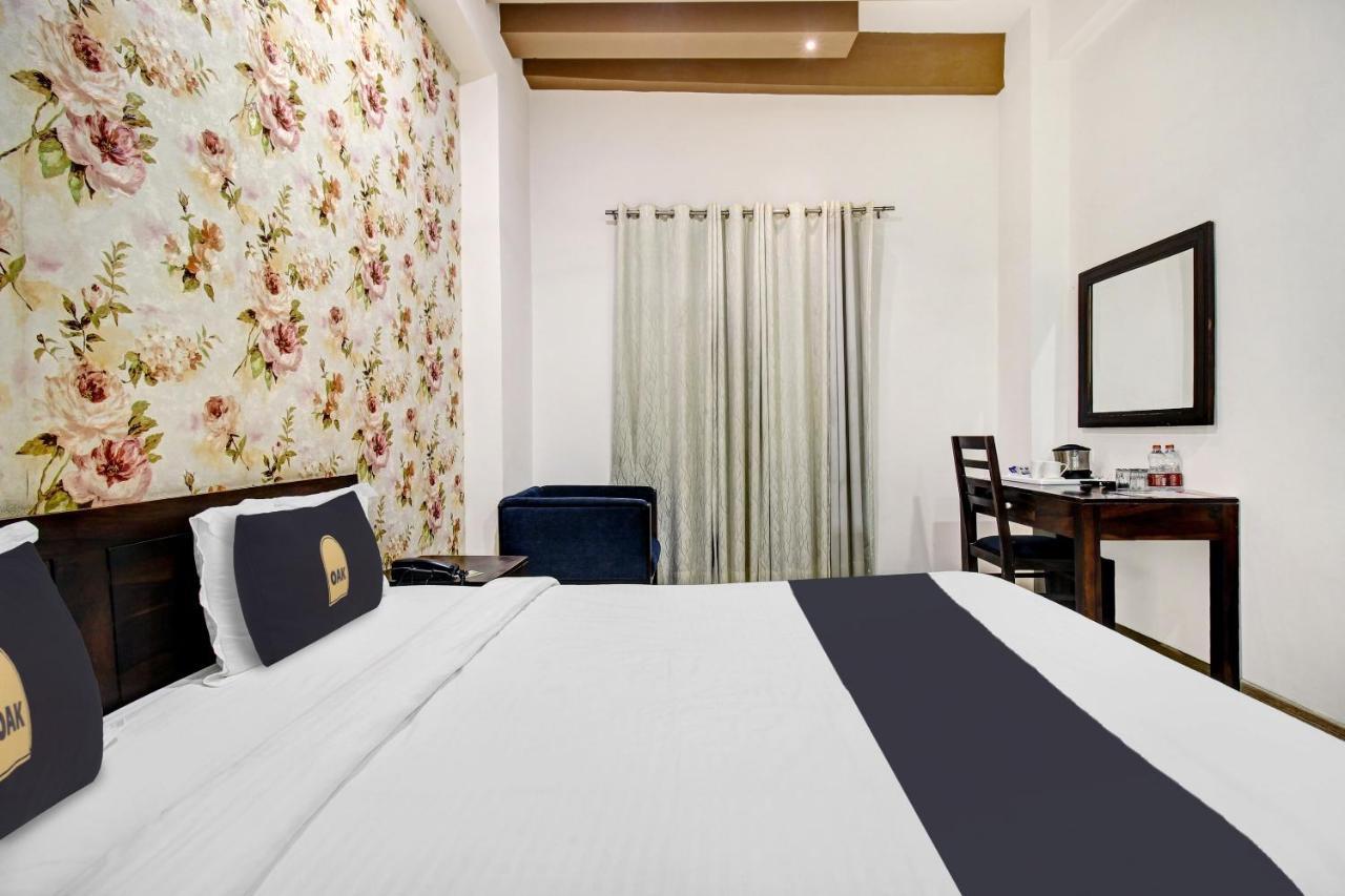 Townhouse Oak 46940 Hotel Vrindavan Sultanpur  Luaran gambar