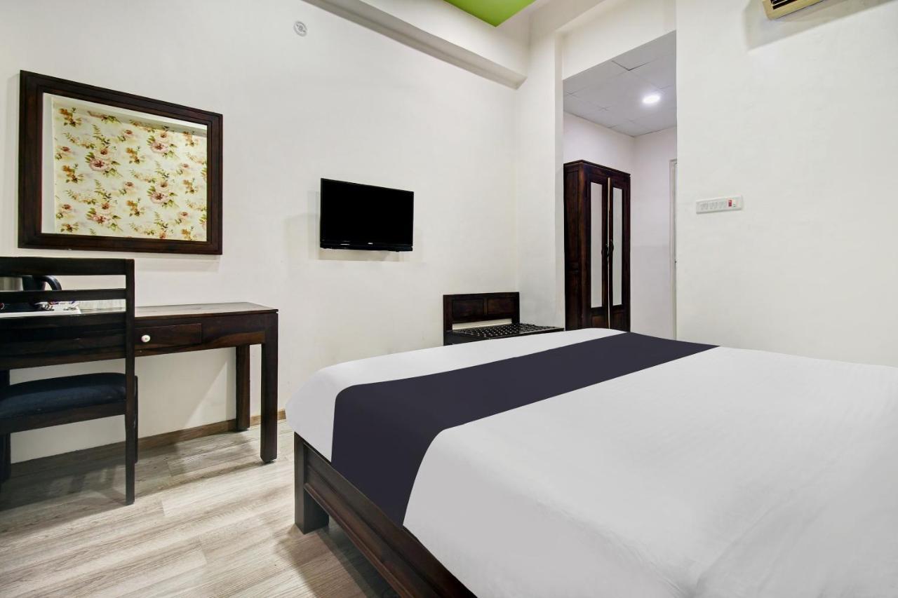 Townhouse Oak 46940 Hotel Vrindavan Sultanpur  Luaran gambar