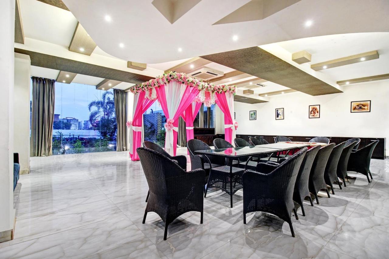 Townhouse Oak 46940 Hotel Vrindavan Sultanpur  Luaran gambar