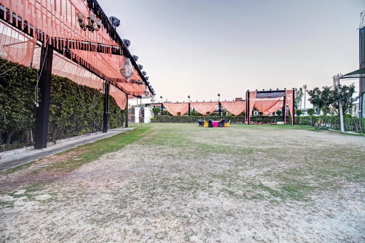 Townhouse Oak 46940 Hotel Vrindavan Sultanpur  Luaran gambar