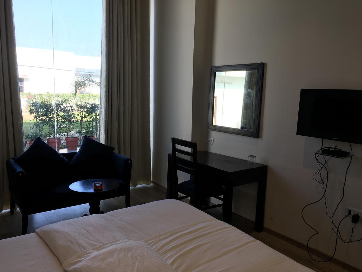 Townhouse Oak 46940 Hotel Vrindavan Sultanpur  Luaran gambar